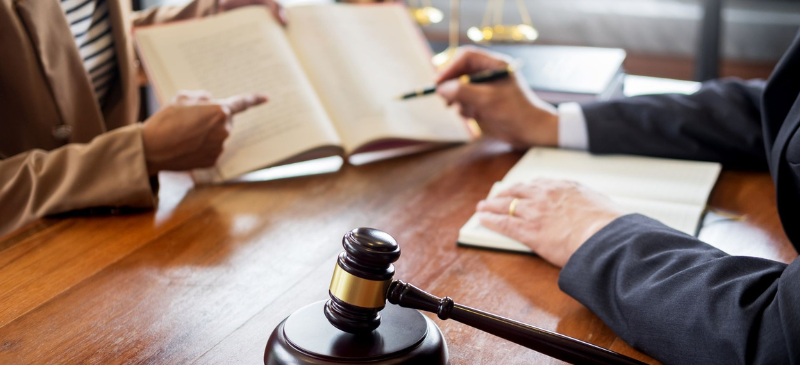 ¿Cuándo Necesitas un Abogado Especializado en Derecho Laboral?